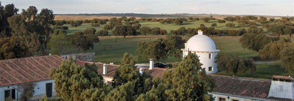 فندق Cacesفي  Alojamiento Rural Historico El Vaqueril المظهر الخارجي الصورة